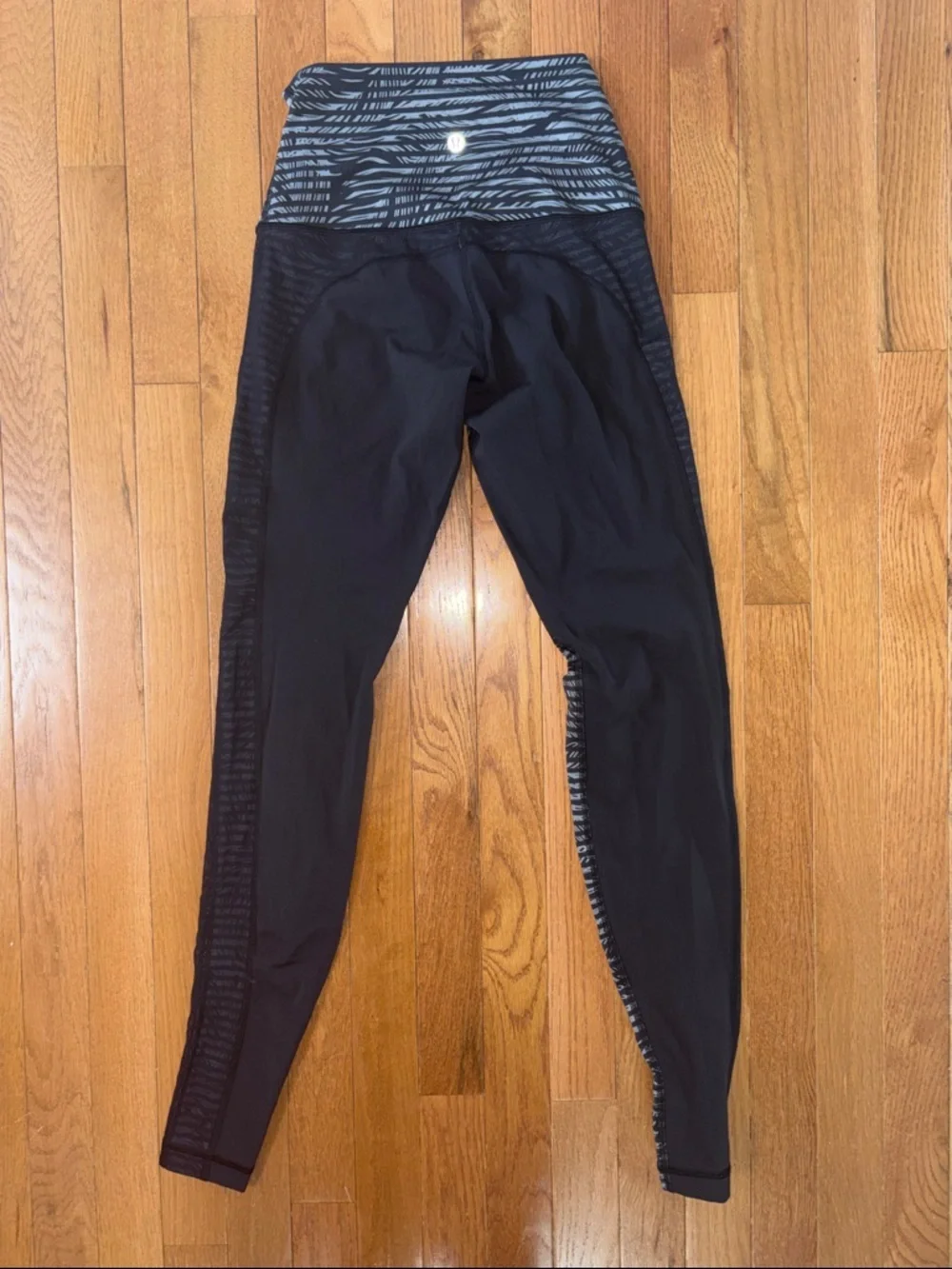 Lululemon Wunder Under Luxtreme Leggings Stripe Black roll-down Waistband 6